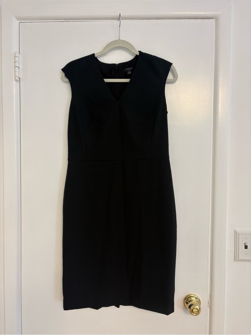 Ann Taylor Black V-Neck Cap Sleeve Midi Sheath Dress